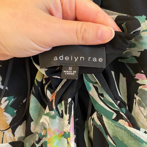 Fancy Floral Jumpsuit - Picture 8 of 10